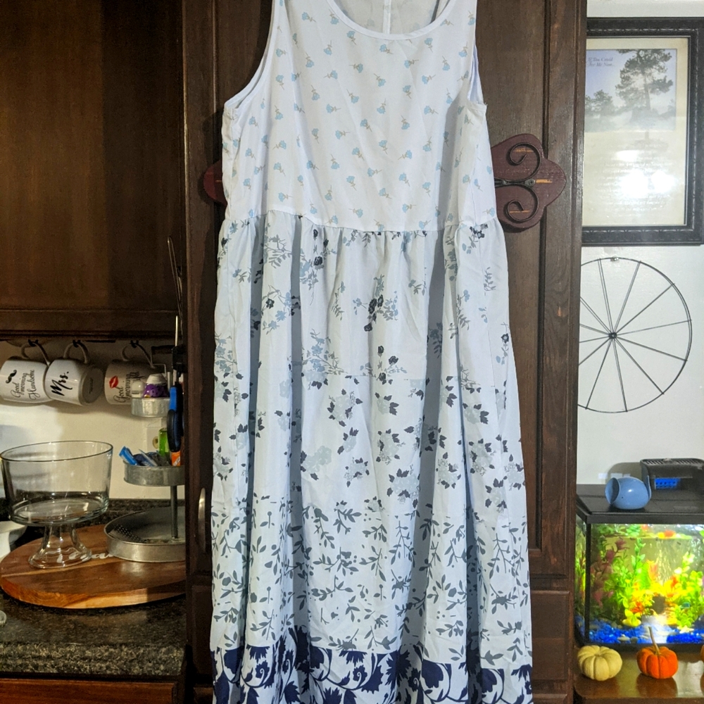 Women's dress